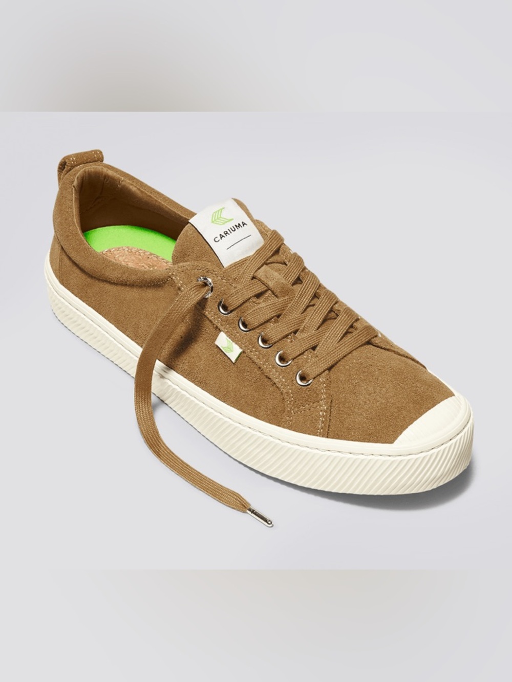 Cariuma OCA Low Suede Sneaker
